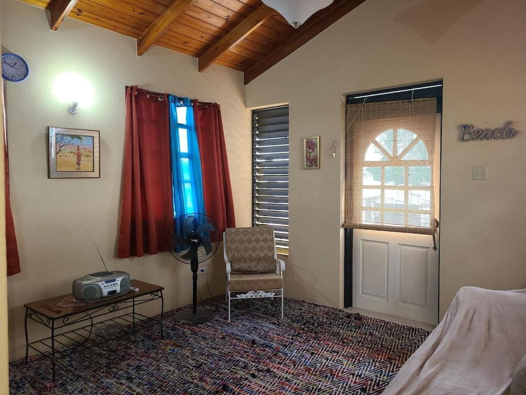 Vila Donamae 2 Story Barbados House Bridgetown Exteriér fotografie
