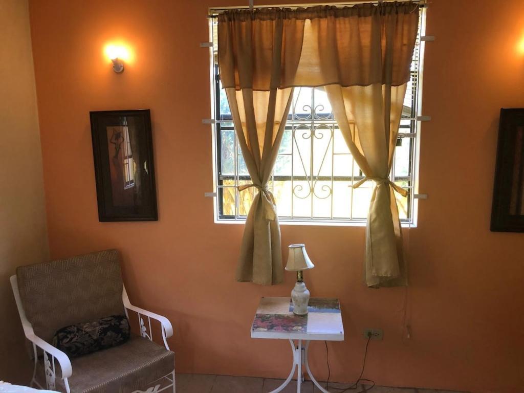 Vila Donamae 2 Story Barbados House Bridgetown Exteriér fotografie