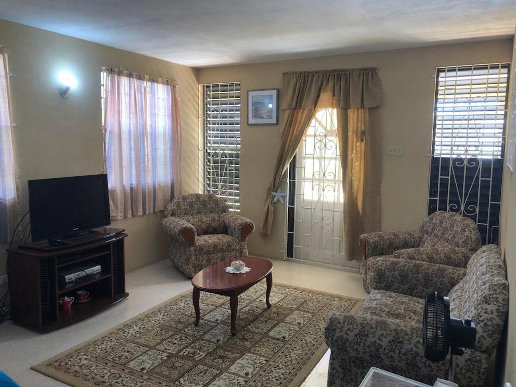 Vila Donamae 2 Story Barbados House Bridgetown Exteriér fotografie